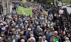 راهپیمایی روز جهانی قدس در رفسنجان با حضور اقشار مختلف مردم از میدان بسیج مبدأ حرکت راهپیمایان، دقایقی قبل آغاز شد.